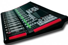 OUSPA（歐浦）D32數字調音臺